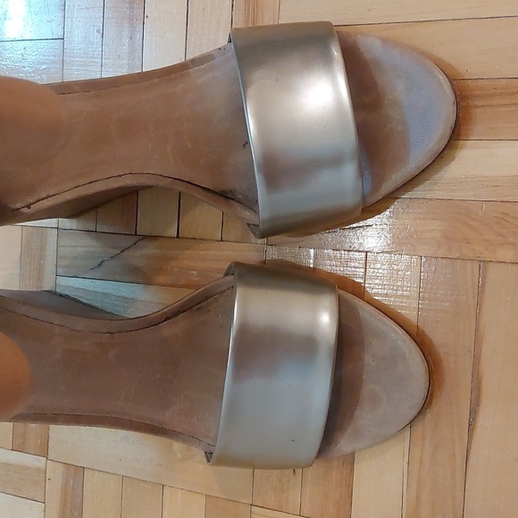 Vince wedge leather sandals size 9.5M - Picture 4 of 11